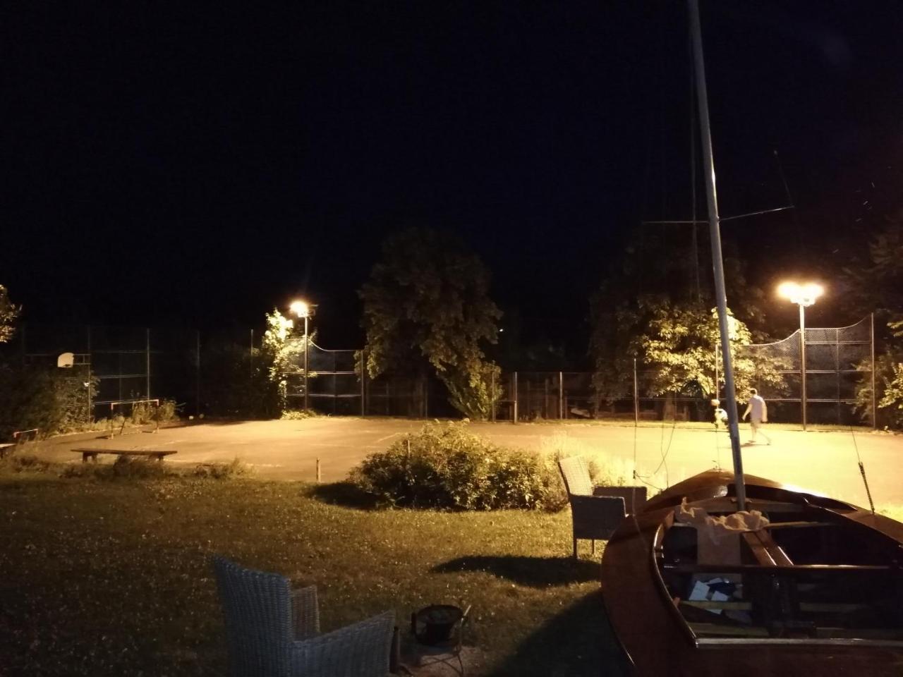 ホテル Sziget23 Ábrahámhegy エクステリア 写真